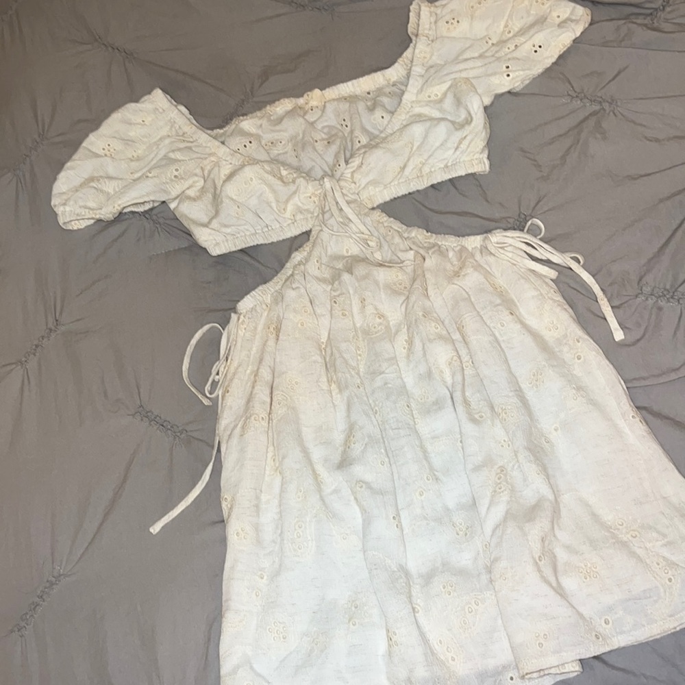 Waist cut out dress